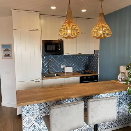 Breathtaking Ocean View, Adult And Kids Pools & Fiber Wi-fi