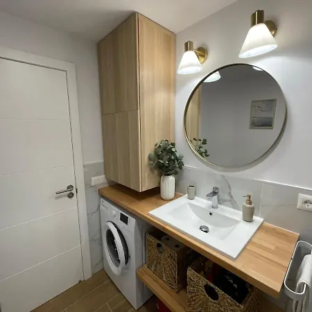 Breathtaking Ocean View, Adult And Kids Pools & Fiber Wi-fi