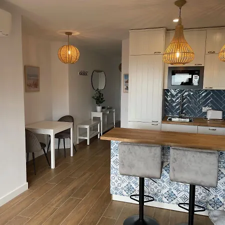 Apartment Breathtaking Ocean View, Adult And Kids Pools & Fiber Wi-fi
