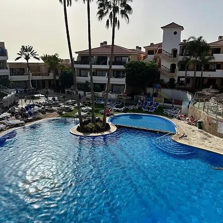 Breathtaking Ocean View, Adult And Kids Pools & Fiber Wi-fi Apartment San Miguel de Abona