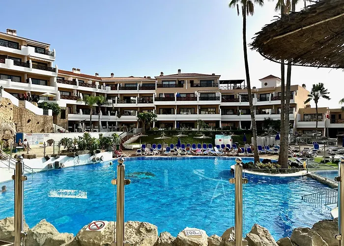 Pambnb - Breathtaking Ocean View, Adult And Kids Pools & Fiber Wi-fi Apartmán